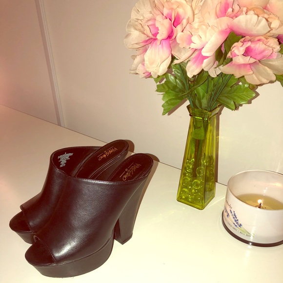 Mossimo Supply Co. Shoes - Black chunky mules